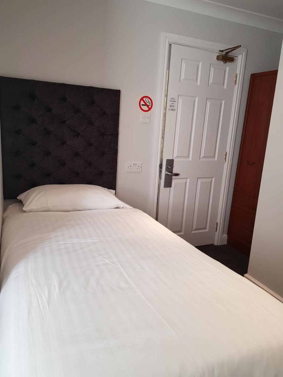 Single Room Shower